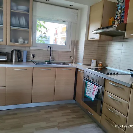 Jd Maisonette For 4 Apartmán Néoi Epivátai