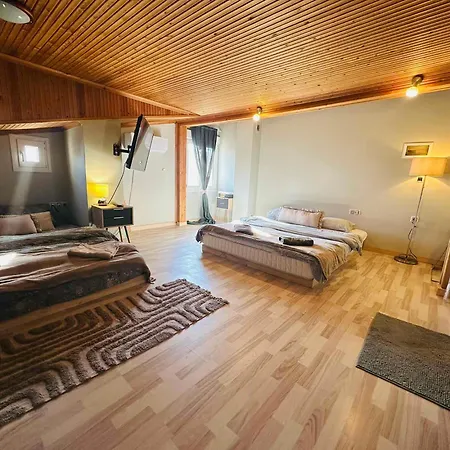 Jd Maisonette For 4 * Νέοι Επιβάτες
